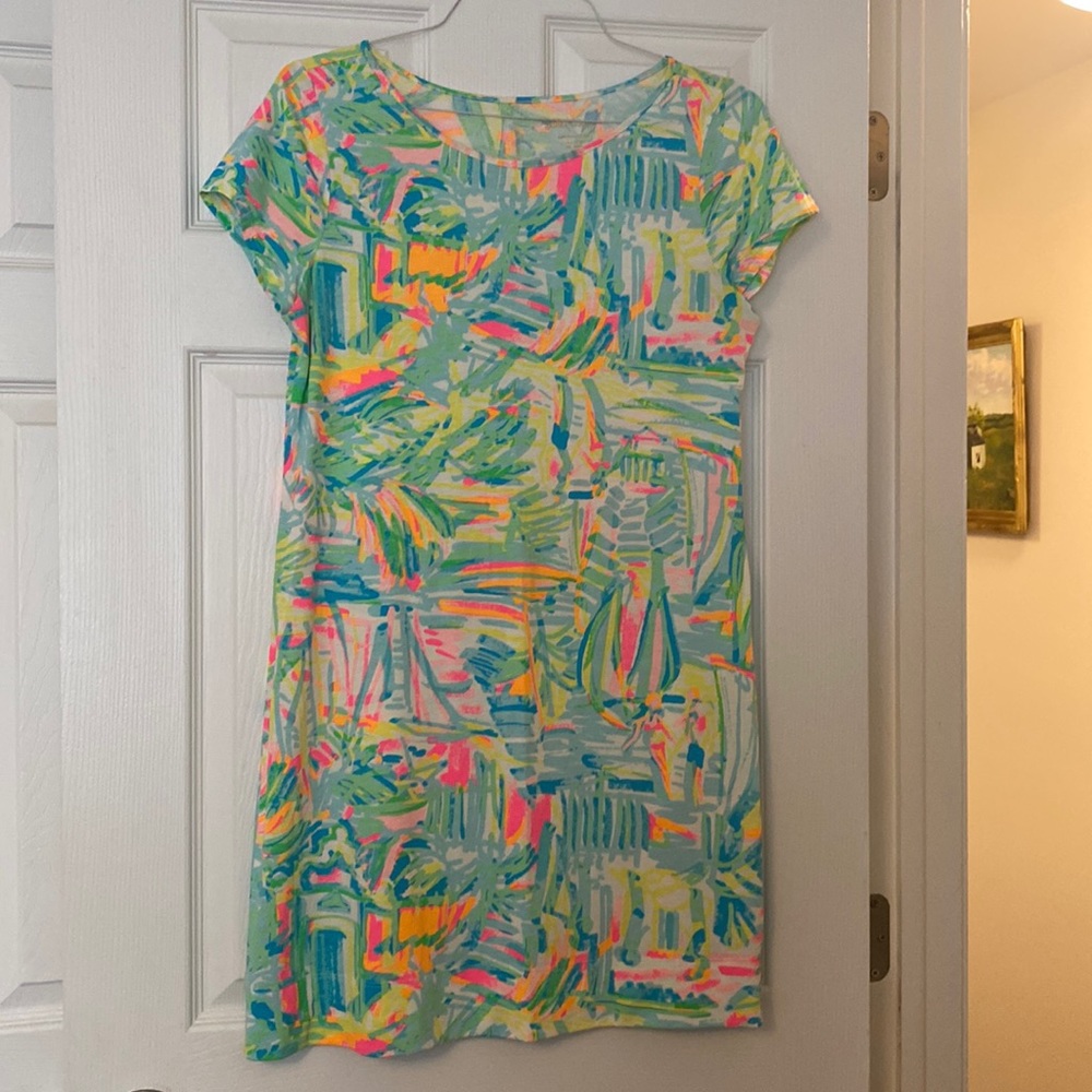 Lilly Pulitzer size medium T-shirt dress